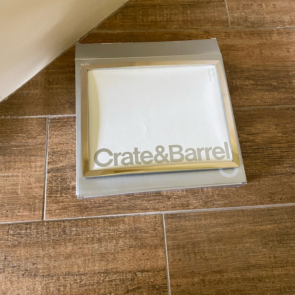 Crate & Barrel 8 x 10 picture frame